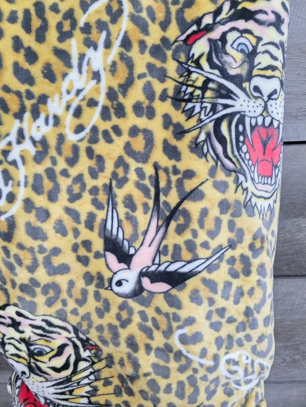 Ed Hardy Tiger Throw Blanket 60in x 70in Brand new